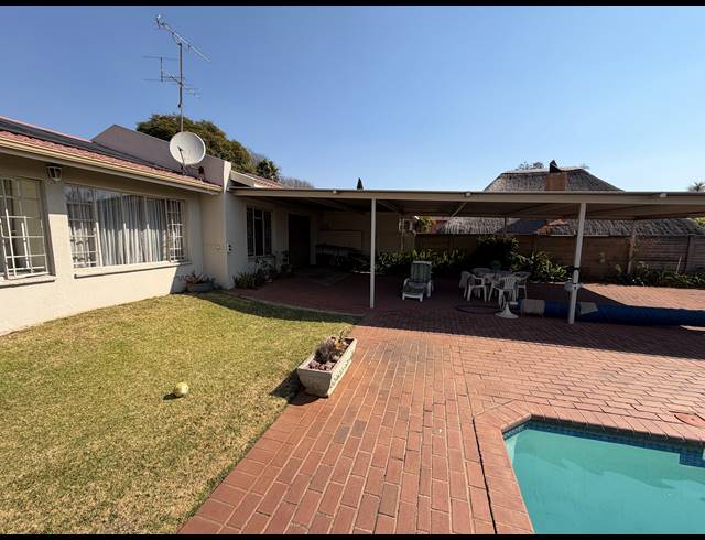 4 BEDROOM FREEHOLD FOR SALE IN DALPARK
